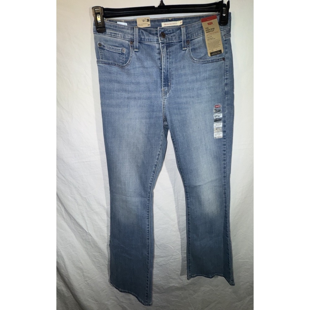 Levi's Women's 725 High-Rise Bootcut Blue Jeans | 31 x 32- NEW With Tags